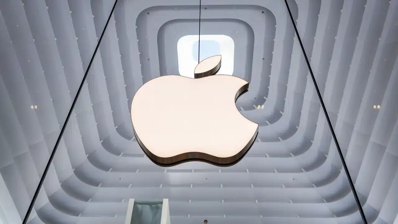 Apple Allegedly Creating ChatGPT-Like AI Response System
