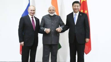 India Faces New Foreign Policy Challenges Amid Trump's Tariff Critique, Xi's Diplomatic Gesture, and Putin's Oil Strategy