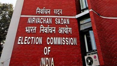 India's Updated Voter List Faces Criticism for Inaccurate Photos and Inclusion of Deceased Individuals