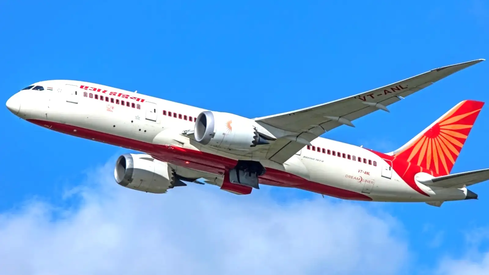 Air India Chief Declares Flight Go-Arounds and Returns to Bay as 'Entirely Normal'