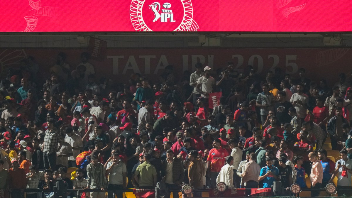 IPL Chairman Addresses Fans Amidst Operation Sindoor During India vs Pakistan Match