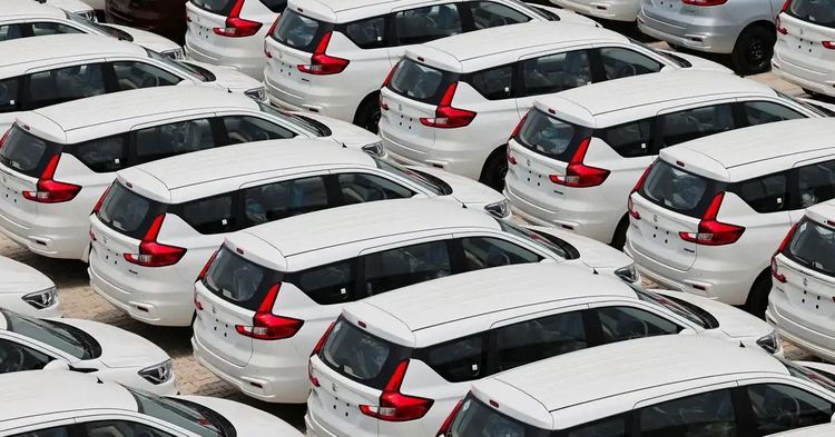 Navratri Car Sales Surge as GST 2.0 Enhances Affordability; Tata, Hyundai, CARS24