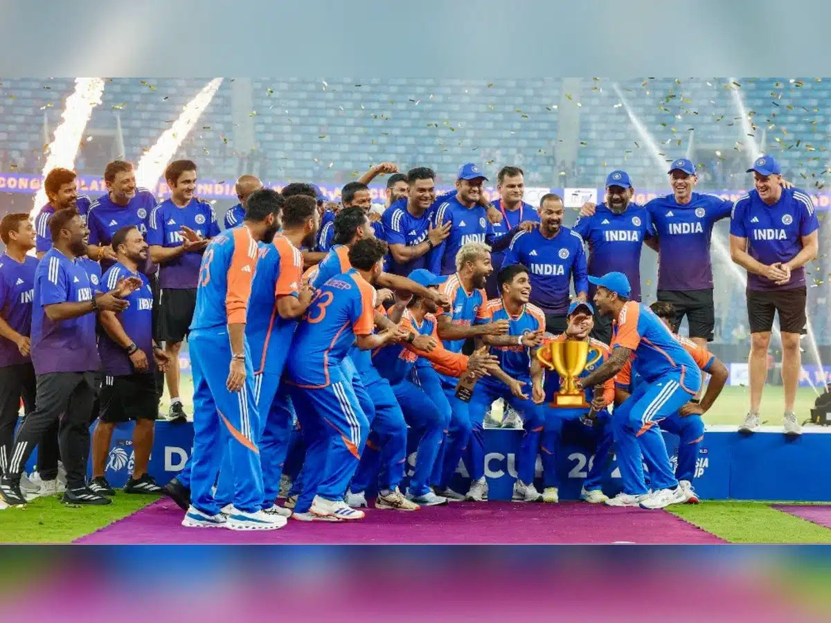 PCB Chief Sparks Controversy by Fleeing with Asia Cup Trophy Amidst Turmoil in Dubai