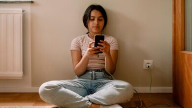 Report Suggests Australia's Teen Social Media Ban Could Prove Effective