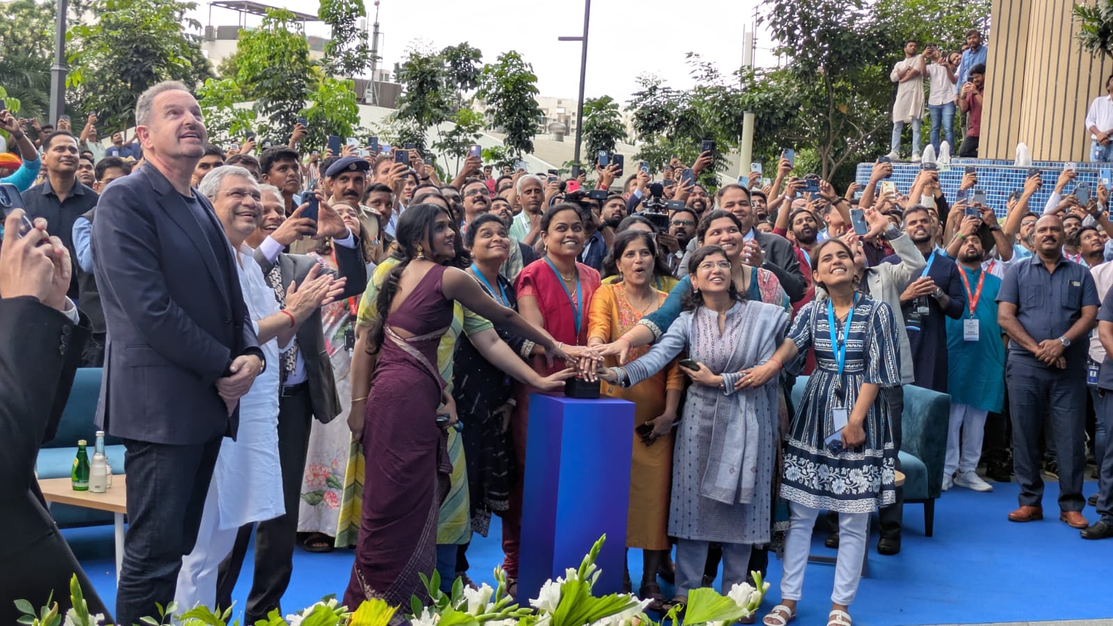 Most advanced chips used in AI servers, drones, mobile phones chips of 2 nm will be designed here: Shri Ashwini Vaishnaw on launch of new office of ARM in Bengaluru