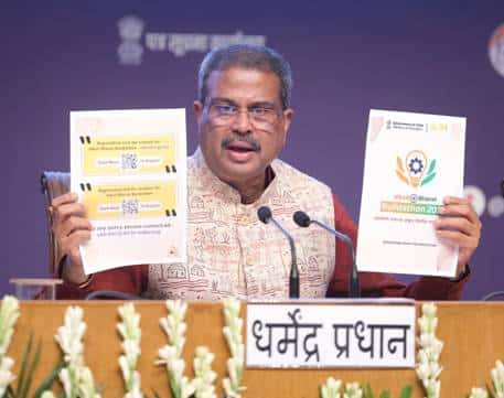 Shri Dharmendra Pradhan launches Viksit Bharat Buildathon 2025, to ignite Innovation among school students across the country