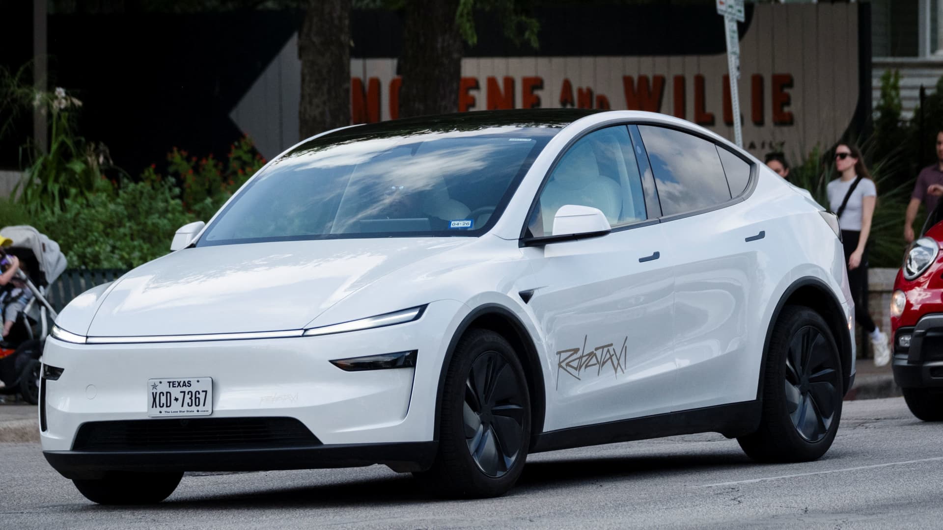 Tesla Advances Robotaxi Initiative in Nevada with Testing Permit Approval