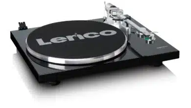 This New Lenco Turntable Redefines Pricing and Performance