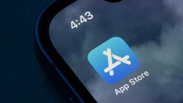 Apple Purges ICEBlock and Comparable Tracking Apps from App Store