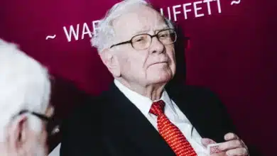 Berkshire Hathaway Set to Acquire OxyChem in $9.7 Billion Deal: Insights on Warren Buffett's Leadership Transition