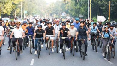 Dr. Mansukh Mandaviya Participates in Fit India Sundays with Teachers in Delhi on World Teachers' Day
