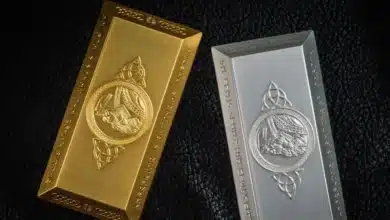 Report: Banks Halt Gold and Silver Import Orders Amid Supply Shortage and Customs Delays