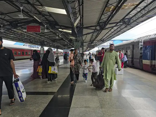 IRCTC to Introduce New Policy Next Year: Railways Considering Free Rescheduling of Confirmed E-Tickets
