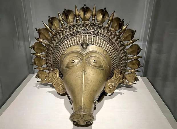 Kantara's Panjurli Muga Mask Takes Center Stage in American Museum