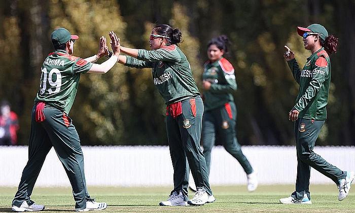 New Zealand Dominates Bangladesh with a Convincing 100-Run Win in Women's World Cup