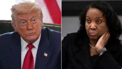 Supreme Court Intervenes in Federal Board Dispute: Blocks Donald Trump from Dismissing Lisa Cook; Hearing Set for January 2026