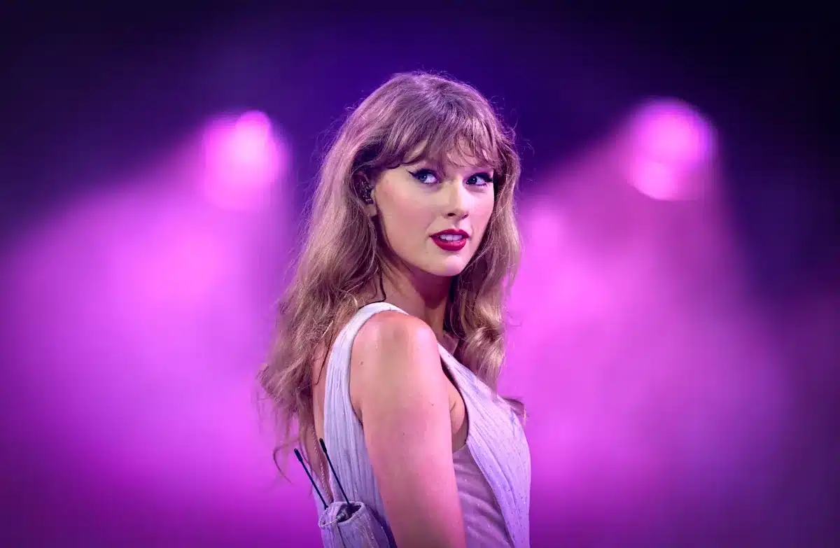 Taylor Swift Fans Claim AI Involvement in Google Scavenger Hunt Videos