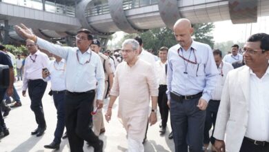 Union Minister Ashwini Vaishnaw Inspects New Yatri Suvidha Kendra at New Delhi Railway Station