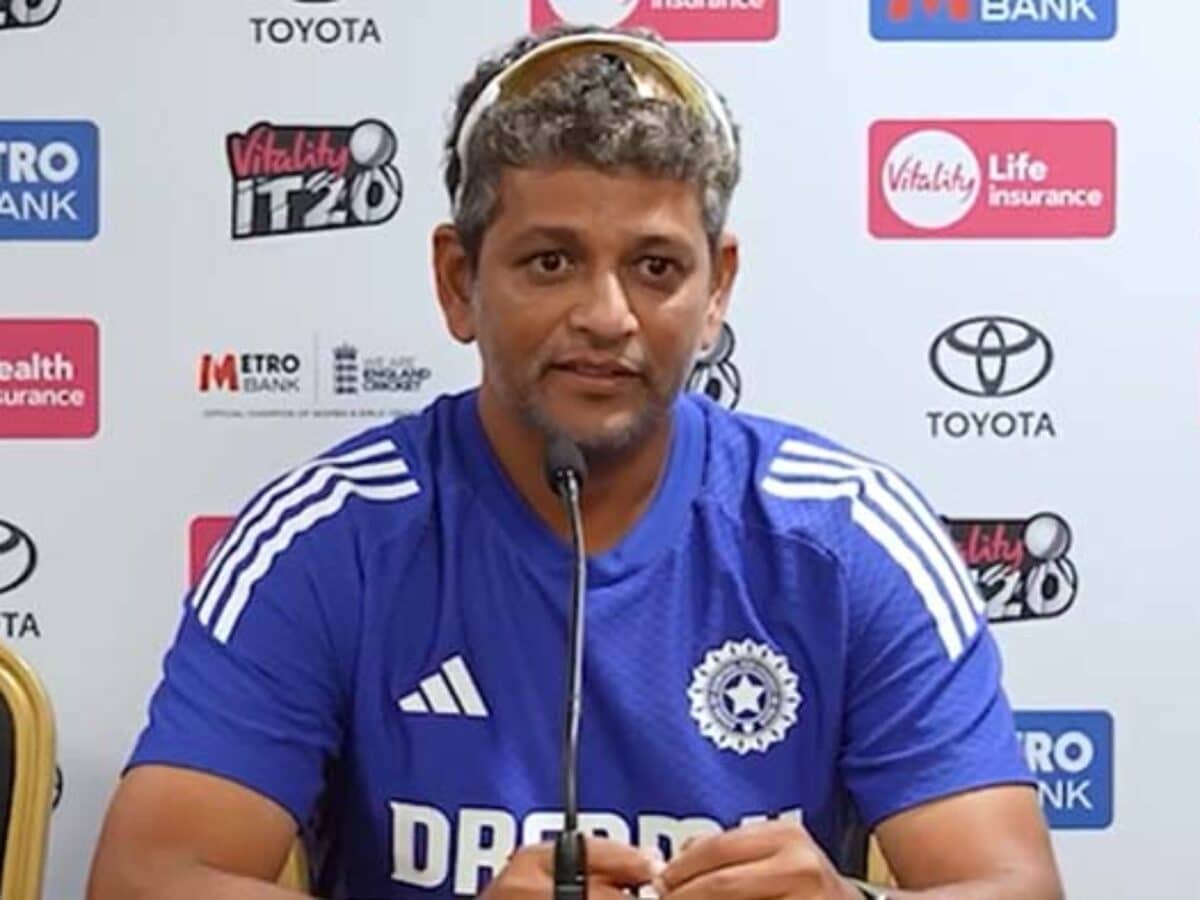 Coach Amol Muzumdar Reflects on India's Historic Women's World Cup Victory