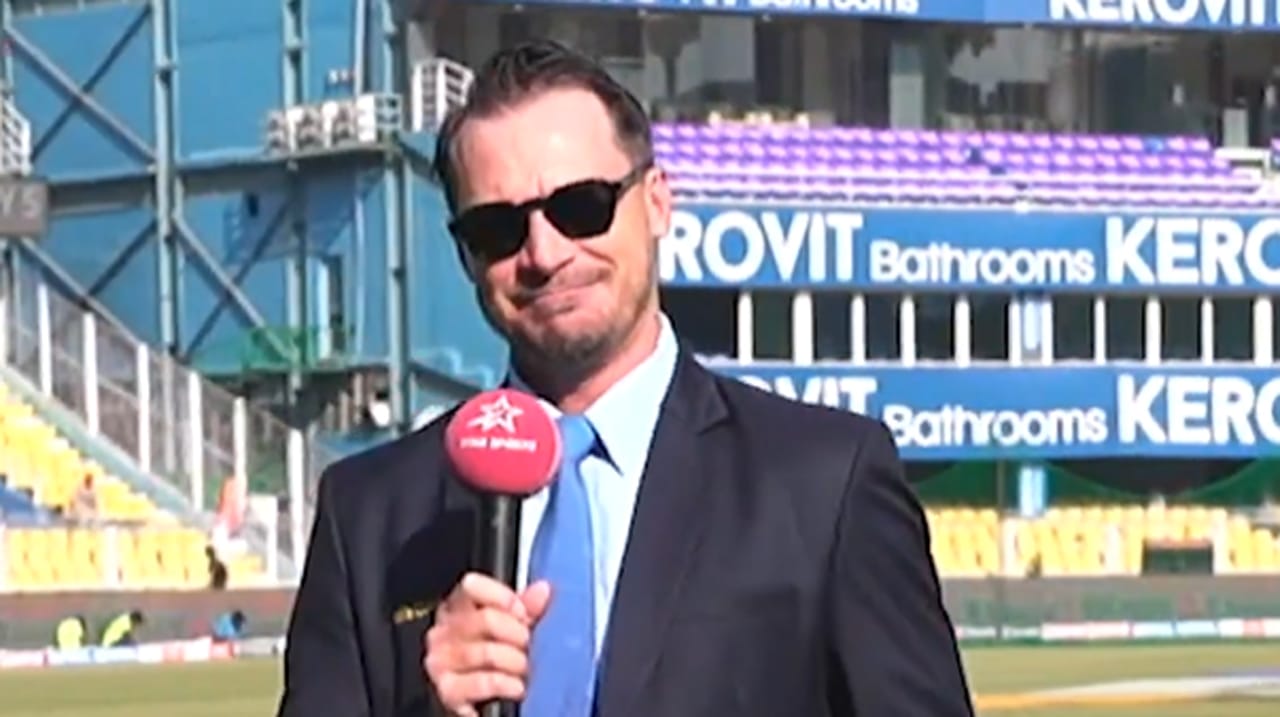Dale Steyn Critiques South Africa Coach's 'Grovel' Remark: A Disappointing Take