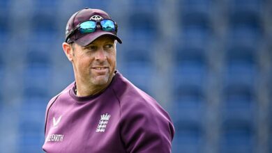 Ian Botham Critiques England's Ashes Readiness as Batting Coach Marcus Trescothick Defends Modern Approach