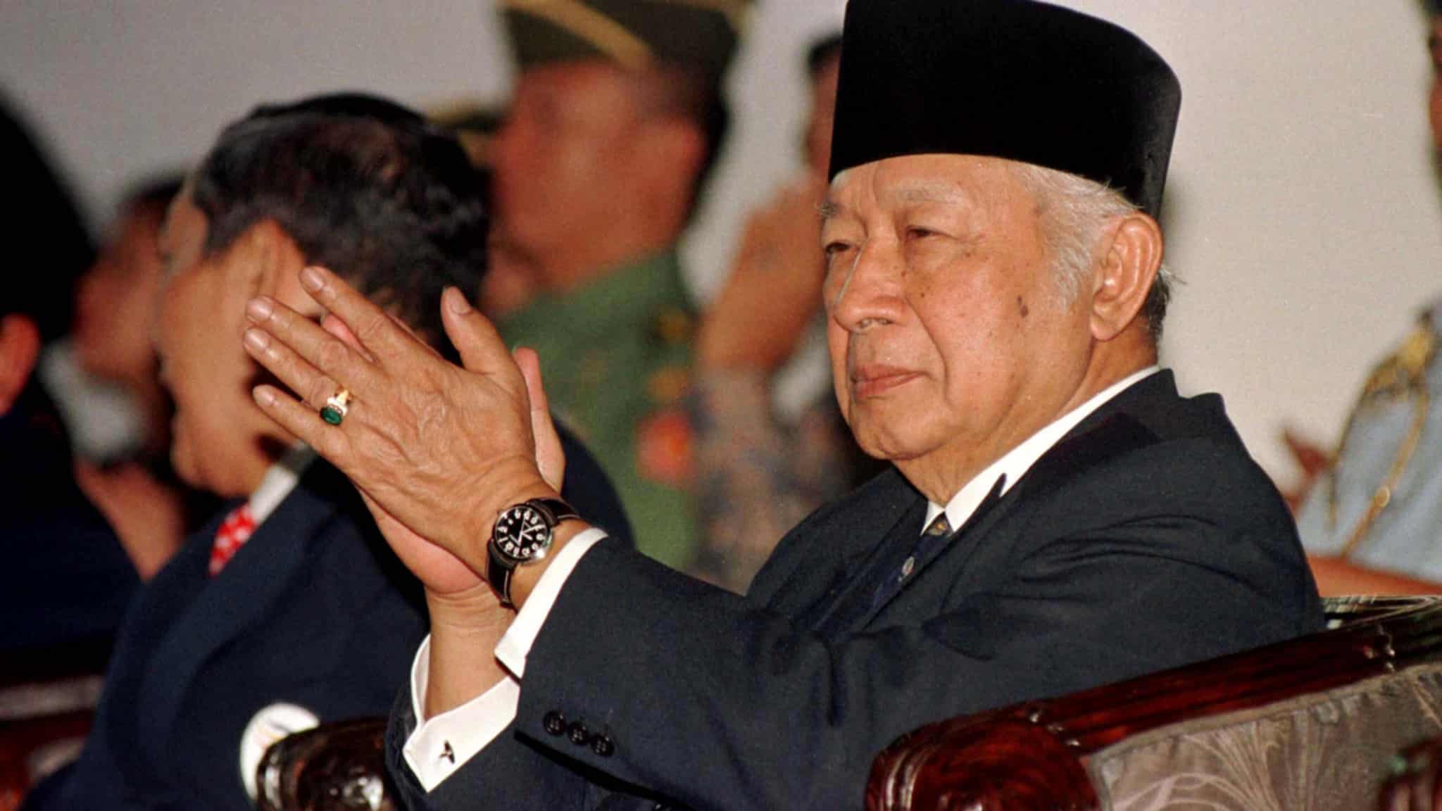 indonesia-honors-former-dictator-suharto-with-national-hero-title