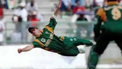 Jonty Rhodes Highlights India's Challenges with Spin Bowling at Home
