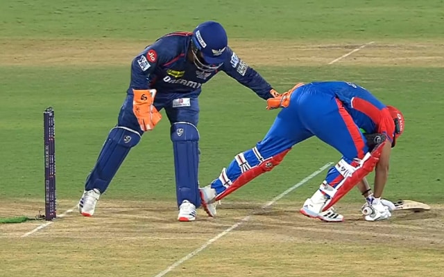 Rishabh Pant's Playful Support for Kuldeep Yadav: A Must-See Moment Behind the Stumps