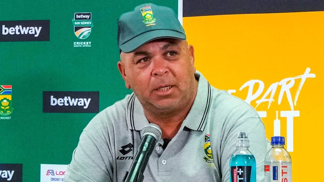 Shukri Conrad's Controversial Remarks Resurface 50 Years After Tony Greig's 1976 Comments on India