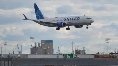 US Government Shutdown Disrupts Travel Plans: Over 100 Flights Canceled Ahead of Thanksgiving