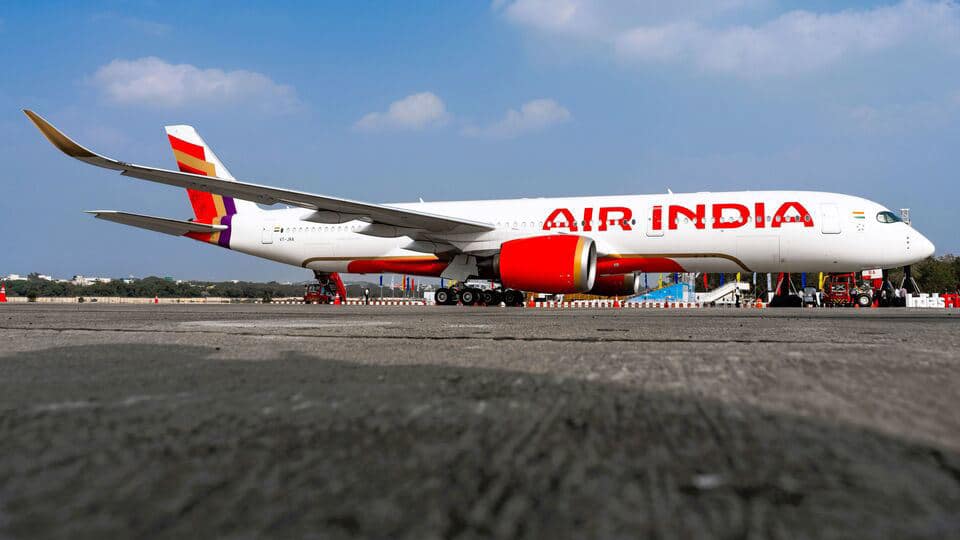 AI and IndiGo Compete for Pilots Amid FDTL Fallout, Offering Joining Bonuses Up to Rs 50 Lakh