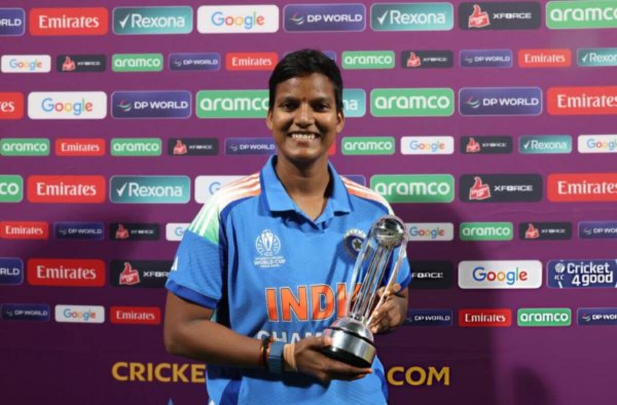 Deepti Sharma Emphasizes Team Spirit: "We Fight Until the Last Ball"