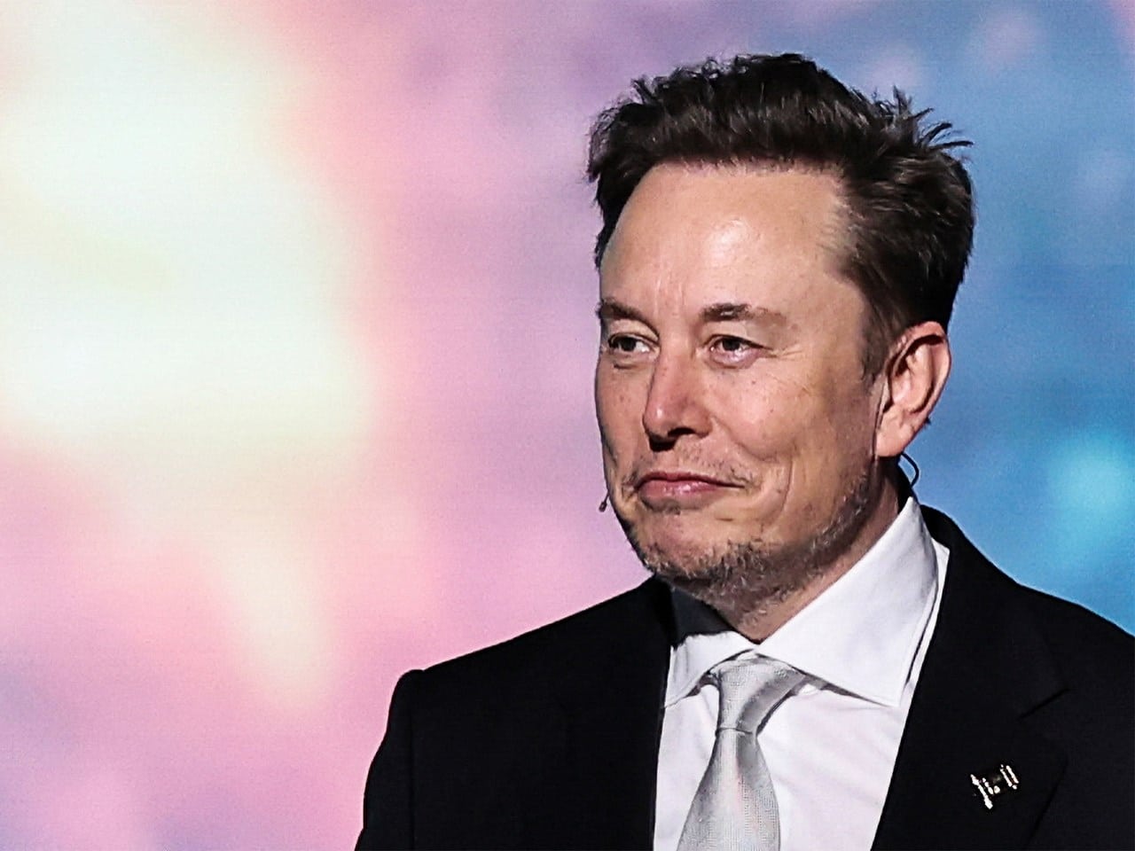 Delaware Supreme Court Reinstates Elon Musk's $55 Billion Tesla Compensation Package, Overturning Previous Ruling