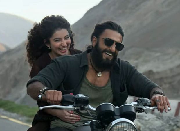 Surprising Cast Change: Find Out Who's Playing Bade Sahab in Dhurandhar The Revenge!