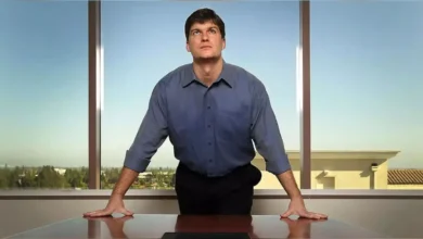 Michael Burry Cautions on Tesla's Valuation, Predicts Erosion of Value Amid Musk's $1 Trillion Payout