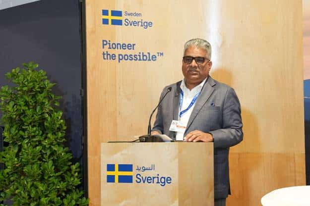 Minister Promotes Technology Transfer for Industrial Growth in India