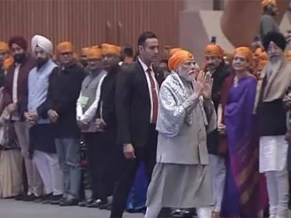Prime Minister Honors Brave Sahibzades on Veer Baal Diwas