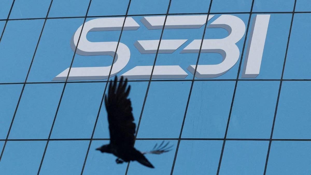 Sebi Takes Major Action to Seize Rs 546 Crore from Prominent 'Finfluencer'