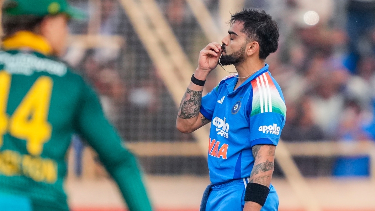 Virat Kohli Credits 120% Preparation for Vintage 135, Arrives Early in Ranchi for Training