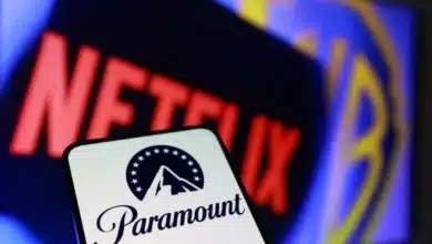 Warner Bros Urges Shareholders to Reject Paramount Skydance Bid in Favor of Netflix Deal