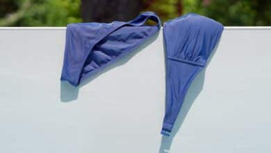Do I have to rinse out my swimsuit after the pool? A textile scientist has the answer