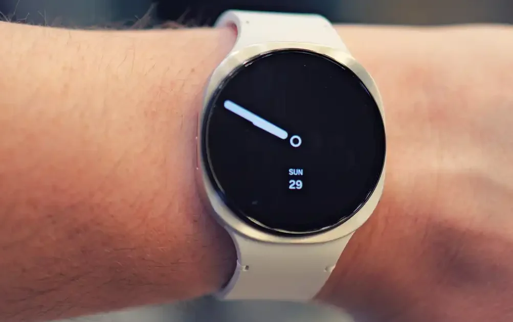 Premium Smartwatches See Unannounced Price Drop, Making Upgrades Tempting