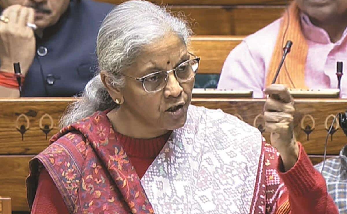 16th Finance Commission Maintains 41% Tax Allocation Insights