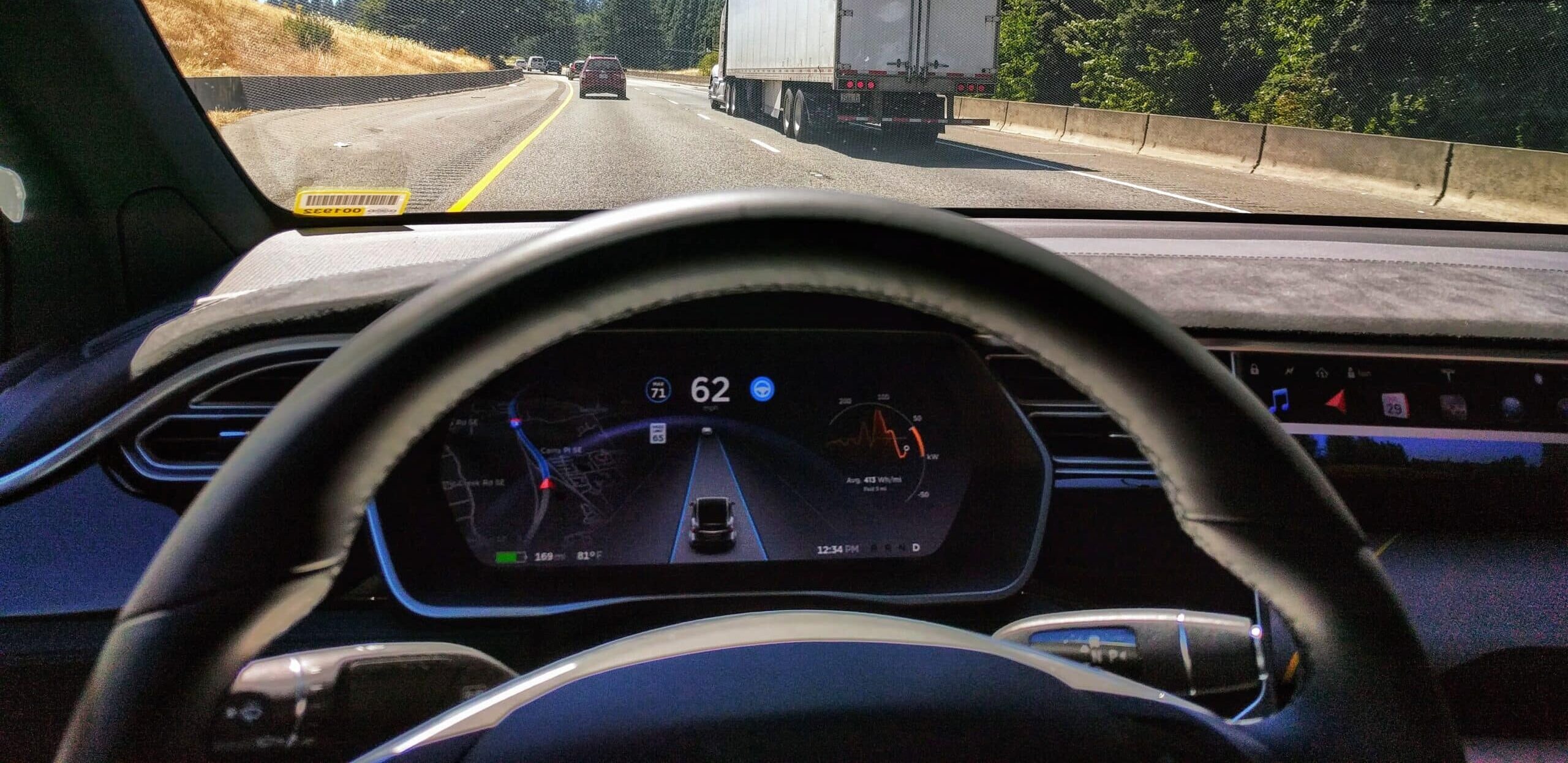 Automakers Advocate for Enhanced Hands-Free Driving Systems Despite Driver Confusion