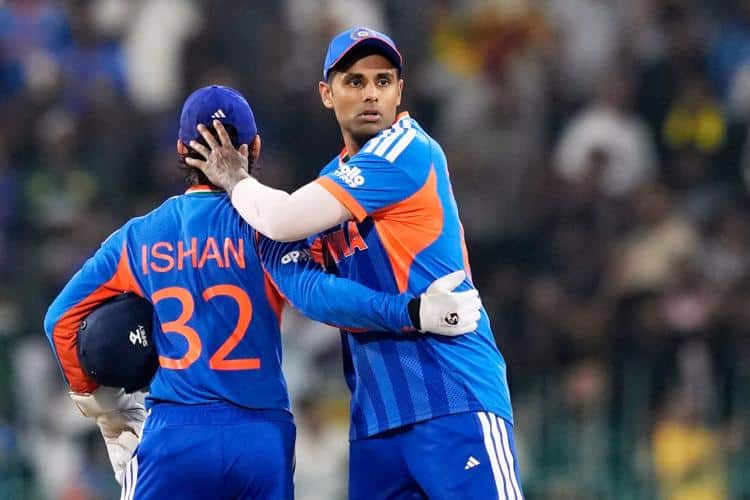 India Dominates Pakistan with a 61-Run Victory, No Handshake at the End