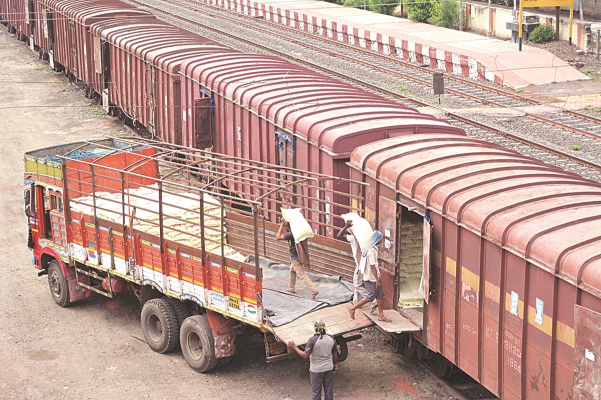 Indian Railways Boosts Bulk Cement Transport with New Reforms