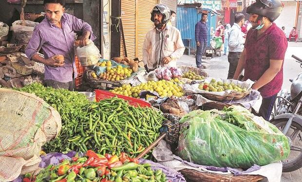 PM SVANidhi Scheme Empowers Urban Street Vendors with New Financial Tools