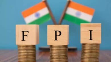 Foreign Investors Withdraw Rs 52,704 Crore in Two Weeks Amid Middle East Conflict Impacting Markets