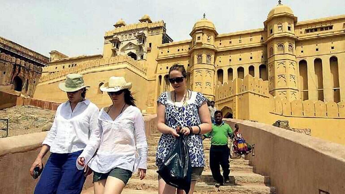 India Sees Surge in Foreign Tourist Arrivals