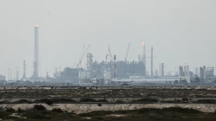 Iran Conflict: Saudi Arabia, Iraq, UAE, and Kuwait Reduce Oil ...